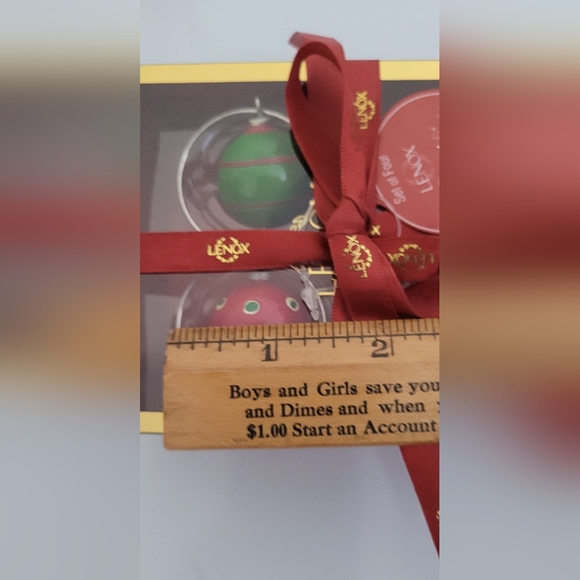 Lenox Set of Four Merry and Bright Napkin Rings Ornament  Design Christmas - Picture 4 of 9